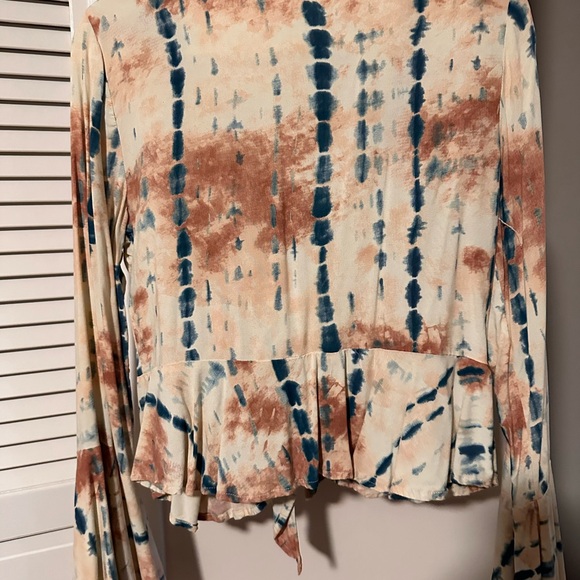 Venus Top/cover up - tie waist - Picture 5 of 5